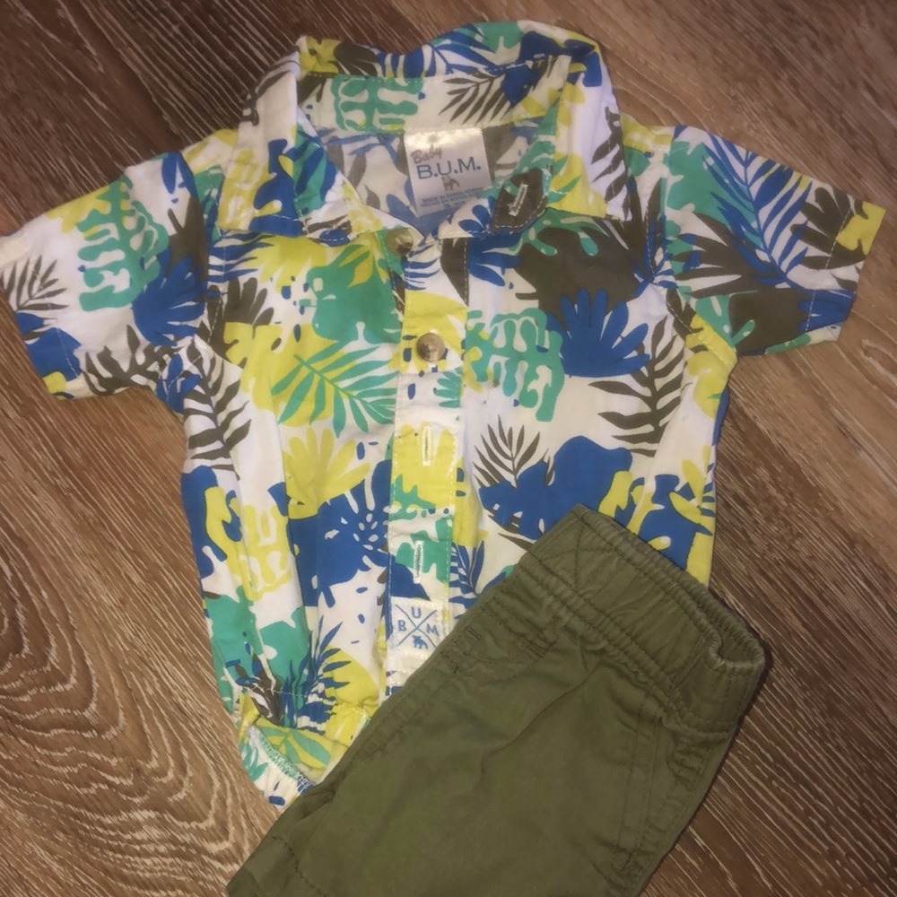 Three month old set! Two piece tropical Baby Bum set.